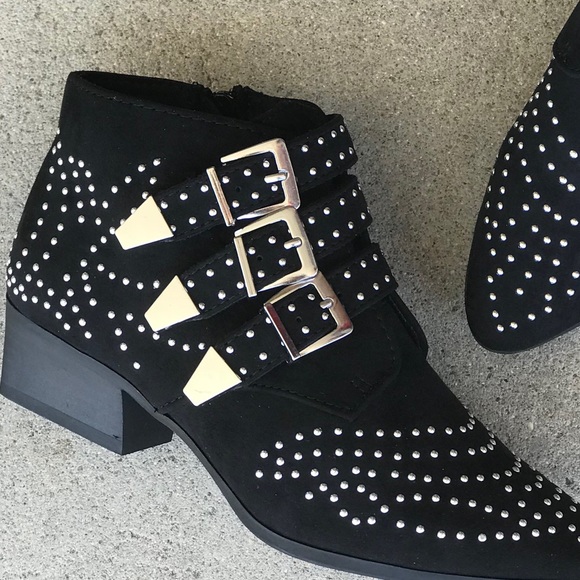 🎉HP🎉 QUPID GRUNGE-INSPIRED STUD ANKLE BOOTIES - Picture 2 of 5